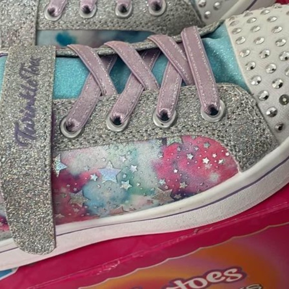 BRAND NEW youth girl skechers star galaxy light up shoes size 2Y (lights up) - Picture 8 of 9